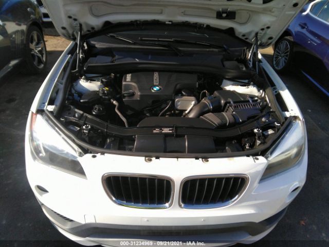 Photo 9 VIN: WBAVL1C5XFVY27815 - BMW X1 