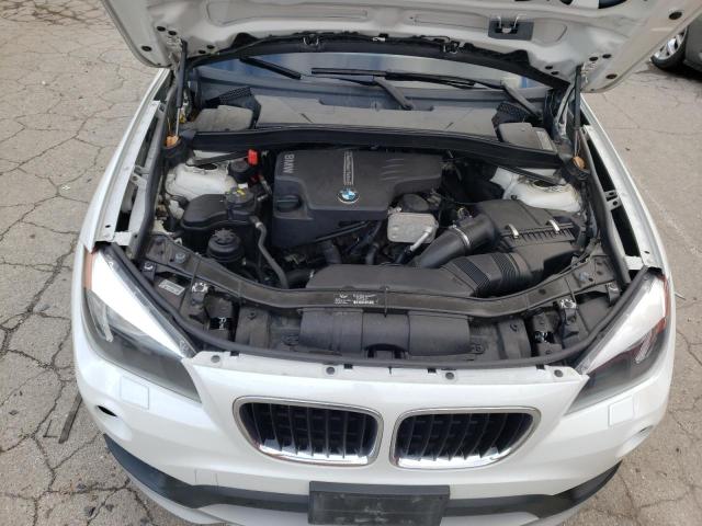 Photo 11 VIN: WBAVL1C5XFVY30777 - BMW X1 