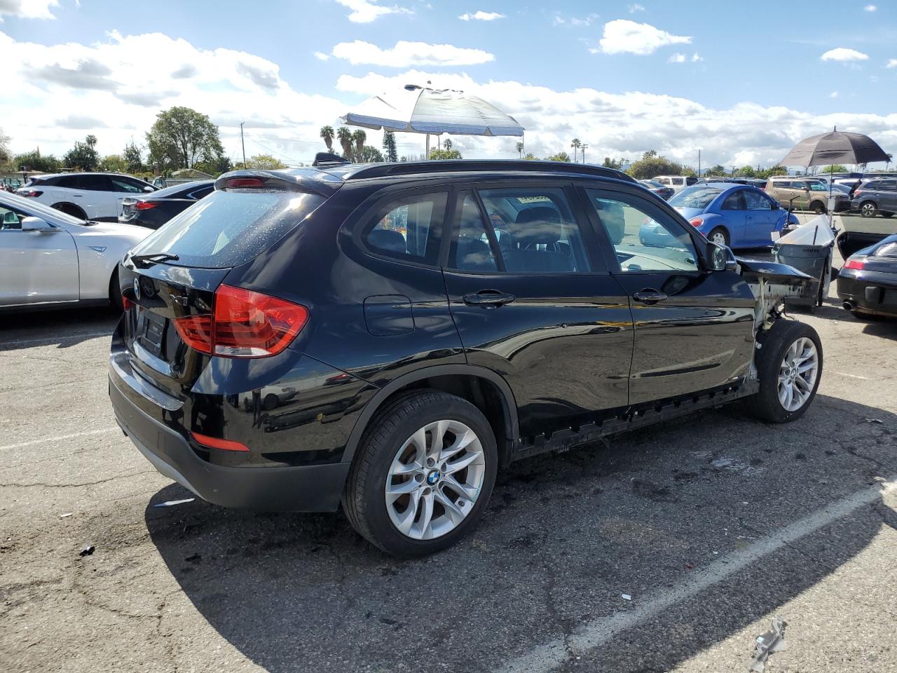 Photo 2 VIN: WBAVL1C5XFVY34327 - BMW X1 