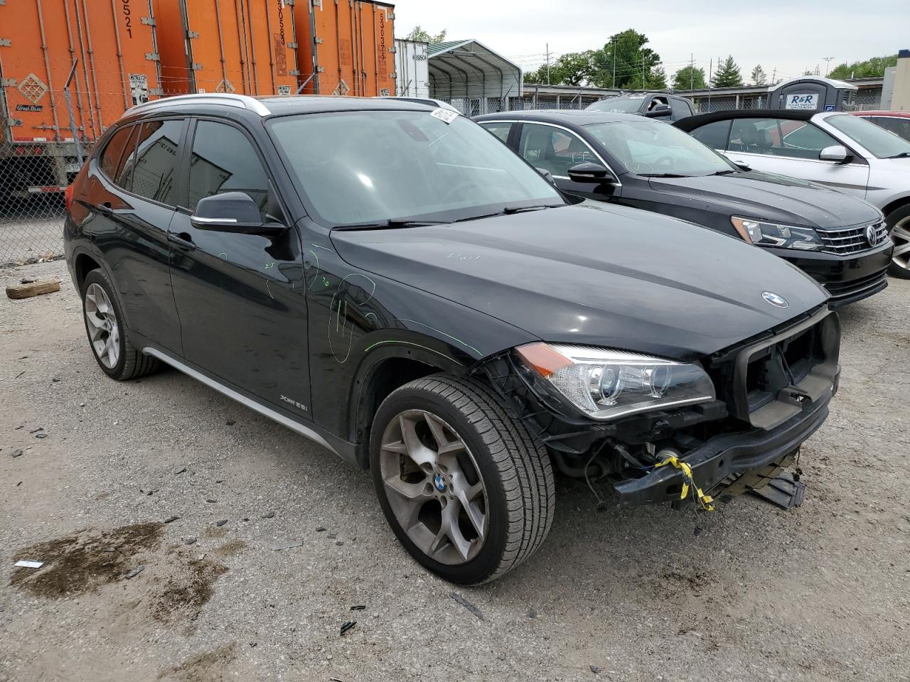 Photo 3 VIN: WBAVL1C5XFVY40273 - BMW X1 