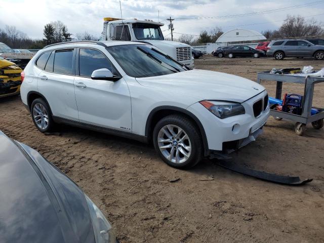 Photo 3 VIN: WBAVL1C5XFVY40287 - BMW X1 