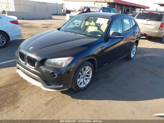 Photo 1 VIN: WBAVL1C5XFVY41102 - BMW X1 