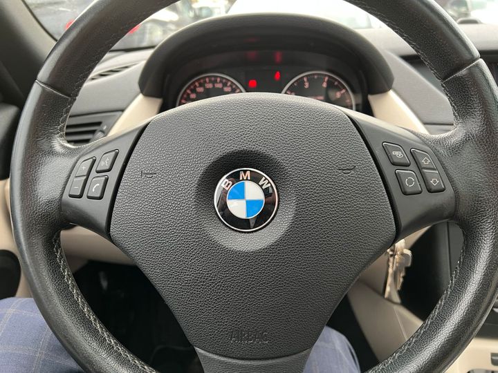 Photo 6 VIN: WBAVL91050VT75561 - BMW X1 