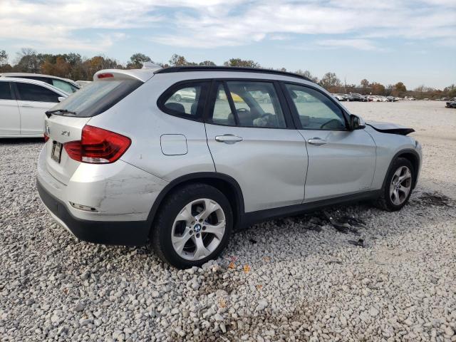 Photo 2 VIN: WBAVM1C50EVW47027 - BMW X1 