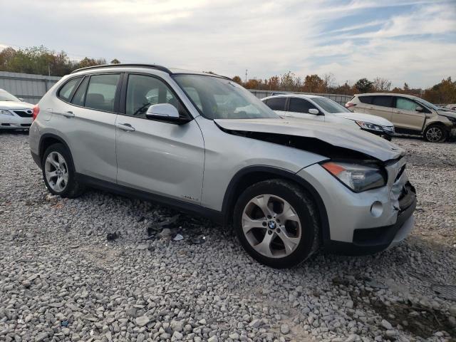 Photo 3 VIN: WBAVM1C50EVW47027 - BMW X1 