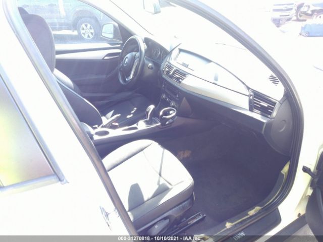 Photo 4 VIN: WBAVM1C50EVW51126 - BMW X1 