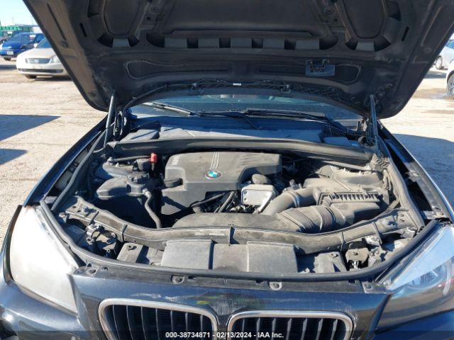 Photo 9 VIN: WBAVM1C50EVW54009 - BMW X1 