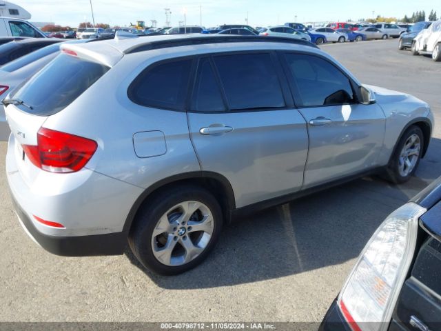 Photo 3 VIN: WBAVM1C50FV315381 - BMW X1 