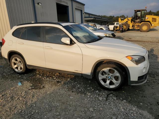 Photo 3 VIN: WBAVM1C50FV316093 - BMW X1 SDRIVE2 