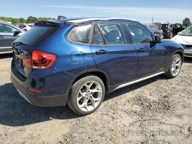 Photo 2 VIN: WBAVM1C50FV498975 - BMW X1 