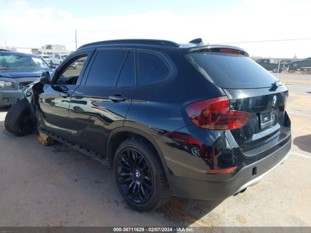 Photo 2 VIN: WBAVM1C50FVW57431 - BMW X1 