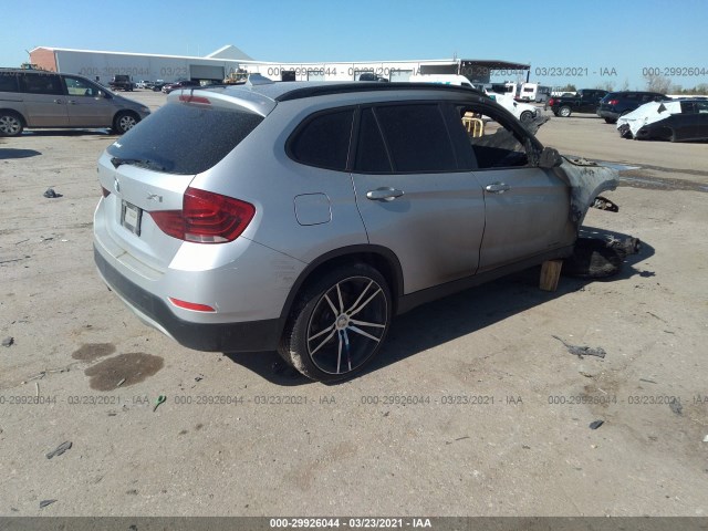 Photo 3 VIN: WBAVM1C50FVW58109 - BMW X1 