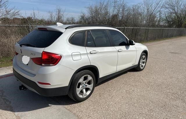 Photo 3 VIN: WBAVM1C50FVW58255 - BMW X1 