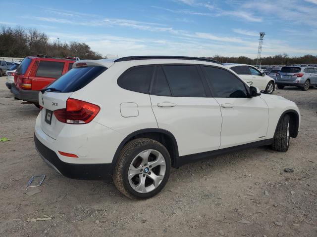 Photo 2 VIN: WBAVM1C51EVW50714 - BMW X1 