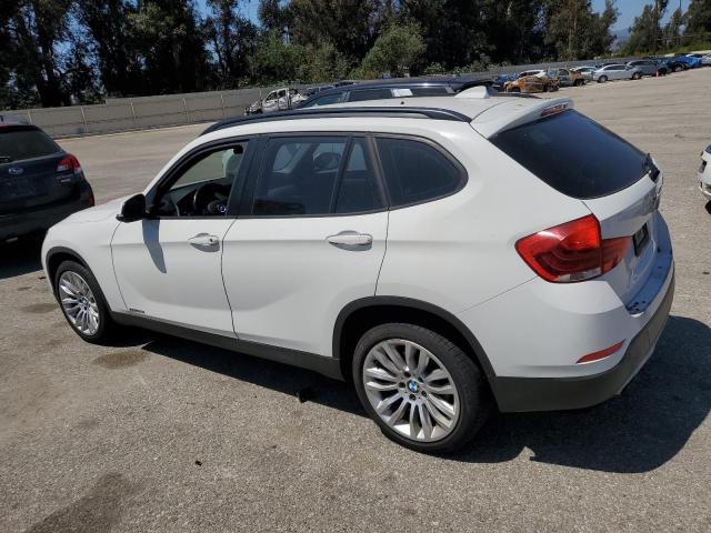 Photo 1 VIN: WBAVM1C51FV315826 - BMW X1 SDRIVE2 