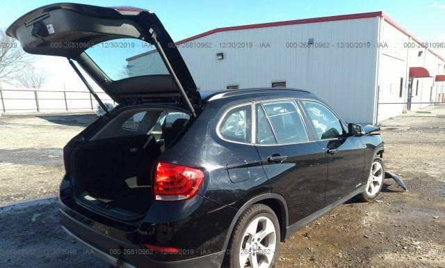 Photo 3 VIN: WBAVM1C51FV319424 - BMW X1 