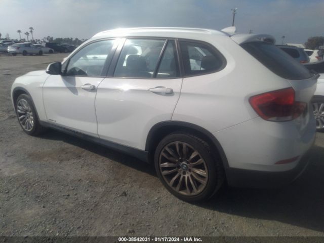 Photo 2 VIN: WBAVM1C52DVW42894 - BMW X1 