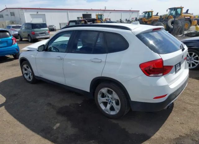 Photo 2 VIN: WBAVM1C52DVW45729 - BMW X1 