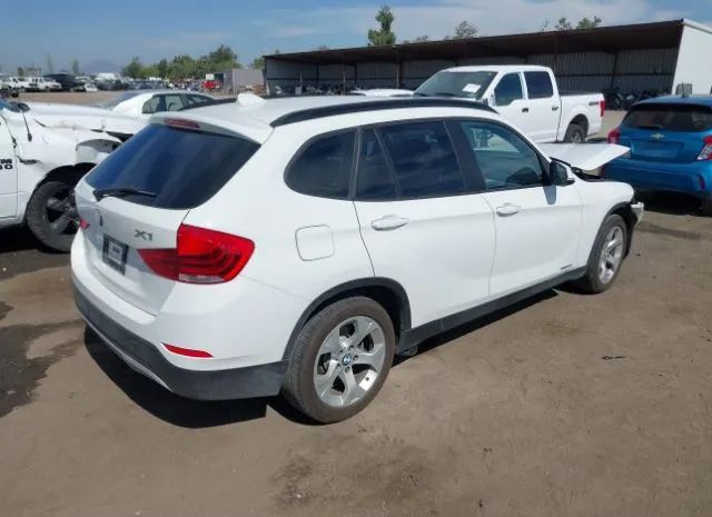 Photo 3 VIN: WBAVM1C52DVW45729 - BMW X1 