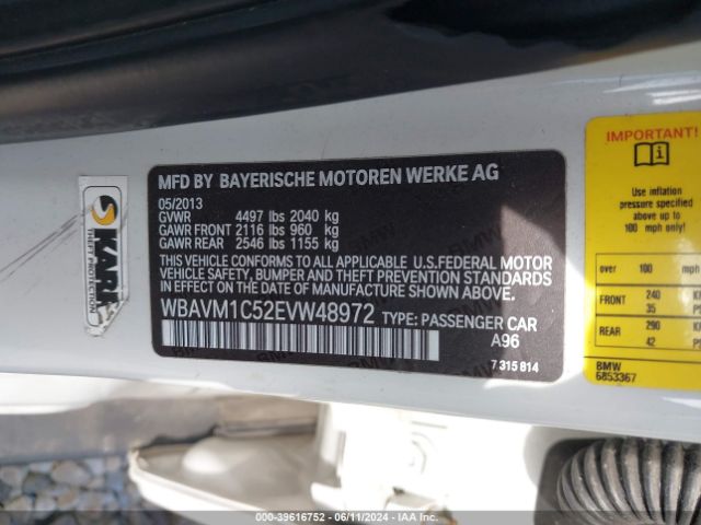 Photo 8 VIN: WBAVM1C52EVW48972 - BMW X1 