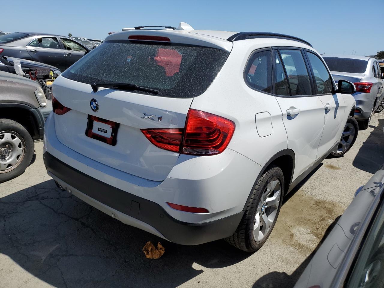 Photo 2 VIN: WBAVM1C52EVW55923 - BMW X1 