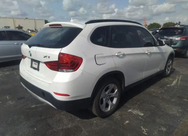 Photo 3 VIN: WBAVM1C52FV316743 - BMW X1 