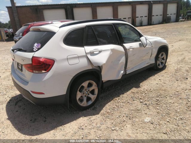 Photo 3 VIN: WBAVM1C52FV316953 - BMW X1 