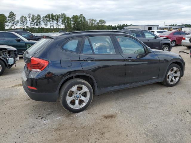 Photo 2 VIN: WBAVM1C52FV317603 - BMW X1 