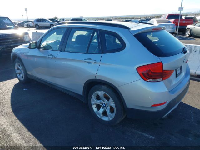 Photo 2 VIN: WBAVM1C52FVW57866 - BMW X1 