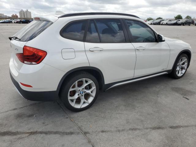 Photo 2 VIN: WBAVM1C53DVW45917 - BMW X1 