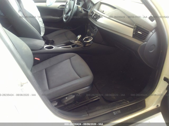 Photo 4 VIN: WBAVM1C53EVW51606 - BMW X1 