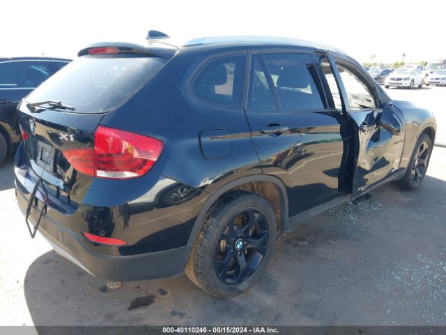 Photo 3 VIN: WBAVM1C53FV316637 - BMW X1 