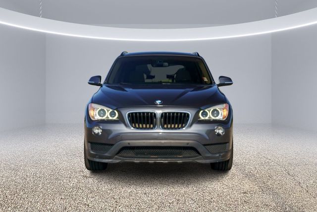 Photo 2 VIN: WBAVM1C53FV318436 - BMW X1 