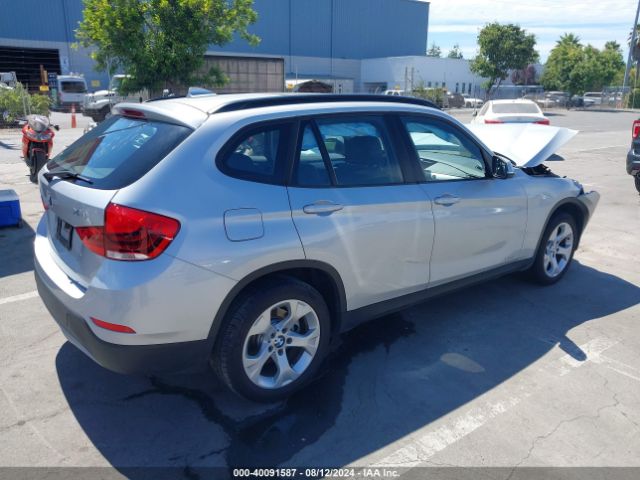 Photo 3 VIN: WBAVM1C53FVW58301 - BMW X1 