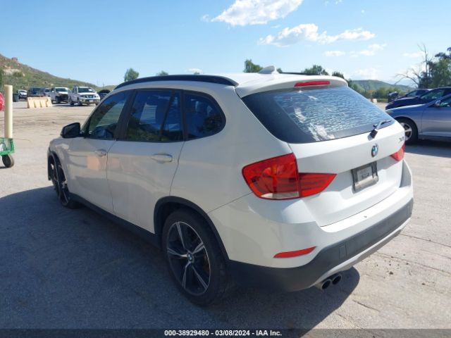 Photo 2 VIN: WBAVM1C54EVW47631 - BMW X1 