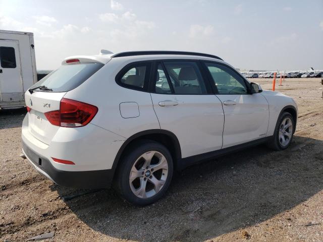 Photo 2 VIN: WBAVM1C54EVW54272 - BMW X1 