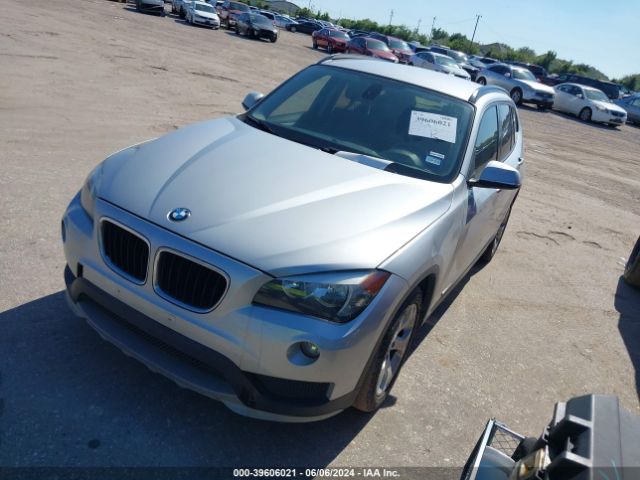 Photo 1 VIN: WBAVM1C54FV314718 - BMW X1 