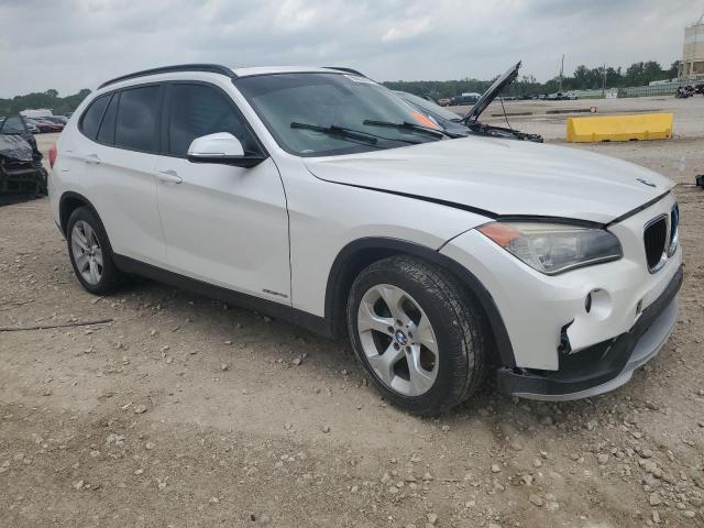 Photo 3 VIN: WBAVM1C54FV316436 - BMW X1 