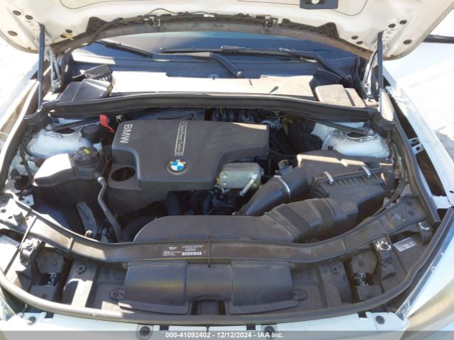 Photo 9 VIN: WBAVM1C54FV316467 - BMW X1 