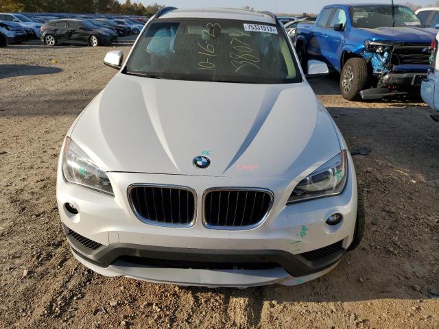 Photo 4 VIN: WBAVM1C54FV317327 - BMW X1 