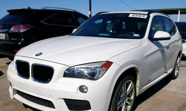 Photo 1 VIN: WBAVM1C54FV317960 - BMW X1 