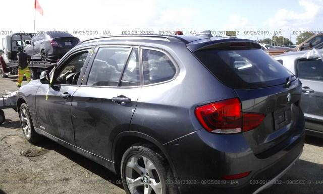 Photo 2 VIN: WBAVM1C54FV498087 - BMW X1 