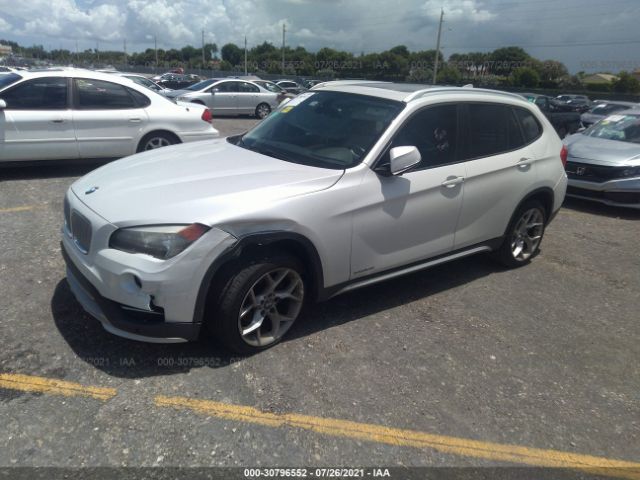 Photo 1 VIN: WBAVM1C54FVW58470 - BMW X1 