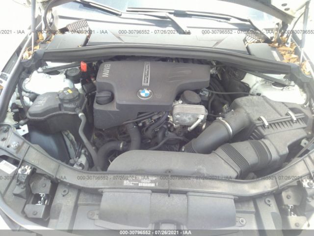 Photo 9 VIN: WBAVM1C54FVW58470 - BMW X1 