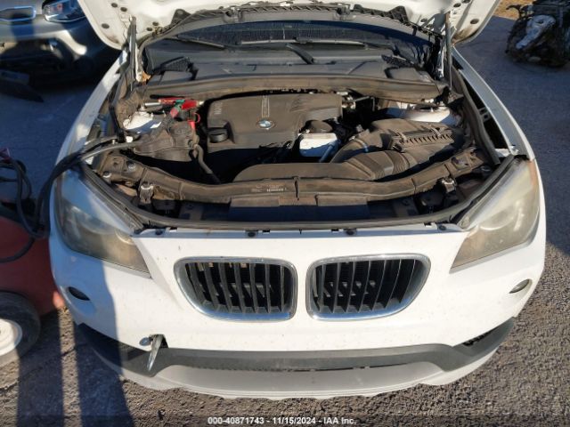 Photo 9 VIN: WBAVM1C54FVZ93745 - BMW X1 