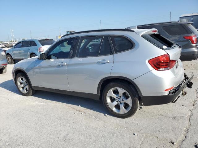 Photo 1 VIN: WBAVM1C55FV498597 - BMW X1 