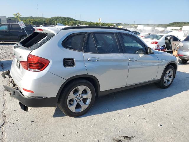 Photo 2 VIN: WBAVM1C55FV498597 - BMW X1 