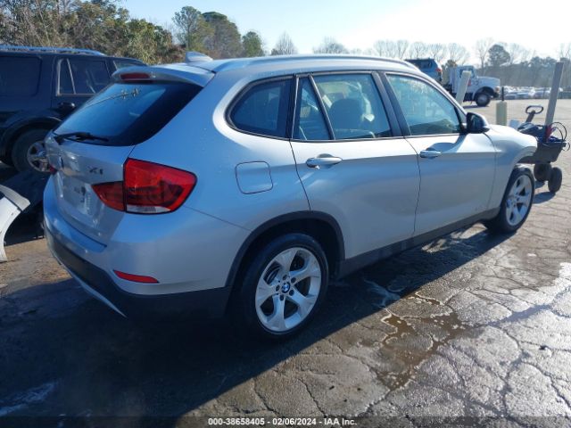 Photo 3 VIN: WBAVM1C56DVW46334 - BMW X1 