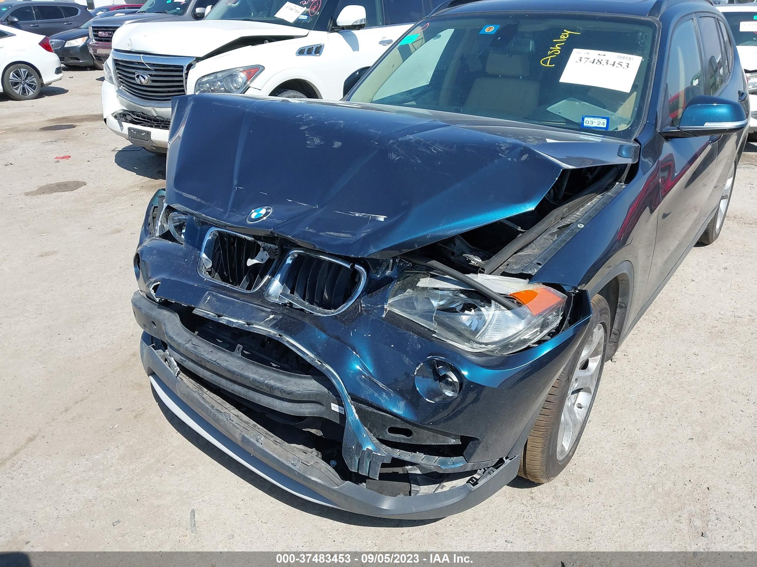 Photo 5 VIN: WBAVM1C56EVW52166 - BMW X1 