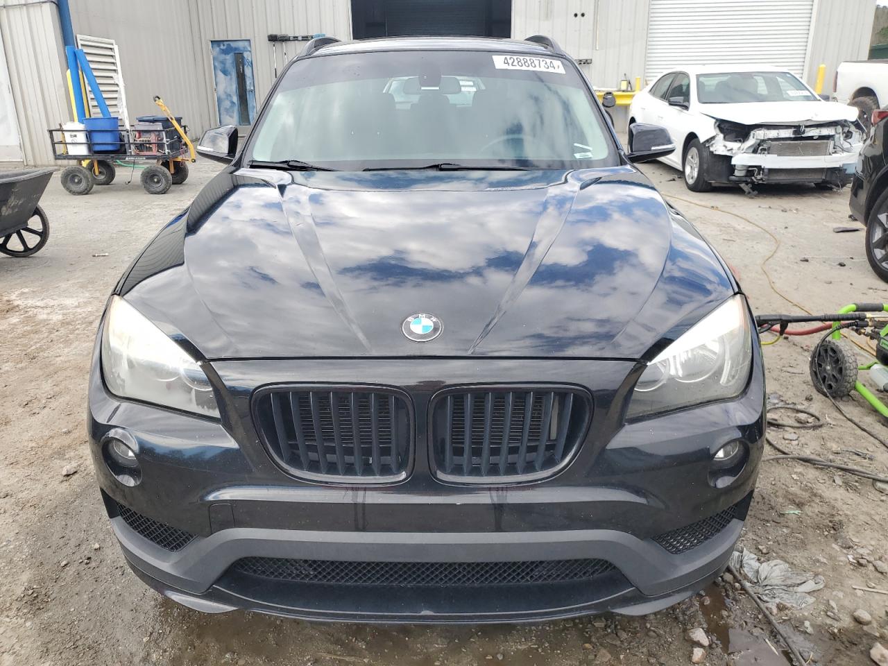 Photo 4 VIN: WBAVM1C56FV317927 - BMW X1 